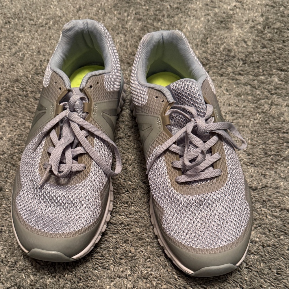Stylish Gray Women's Sneakers
